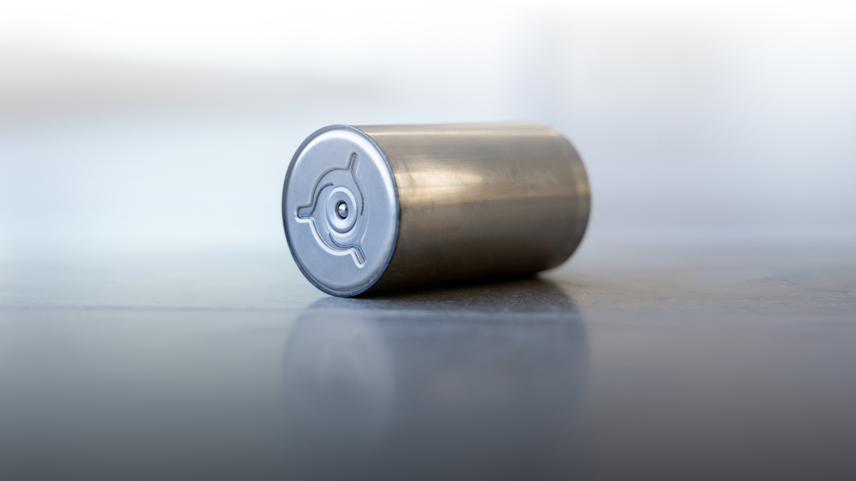 desktop-supply-chain-battery